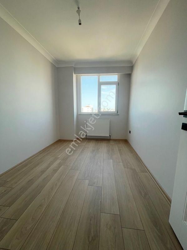 Mertcan Dan Adnan Kahveci Metroya Yürüme 3+1 İskanlı - Ebeveyn Banyolu - Görsel 7