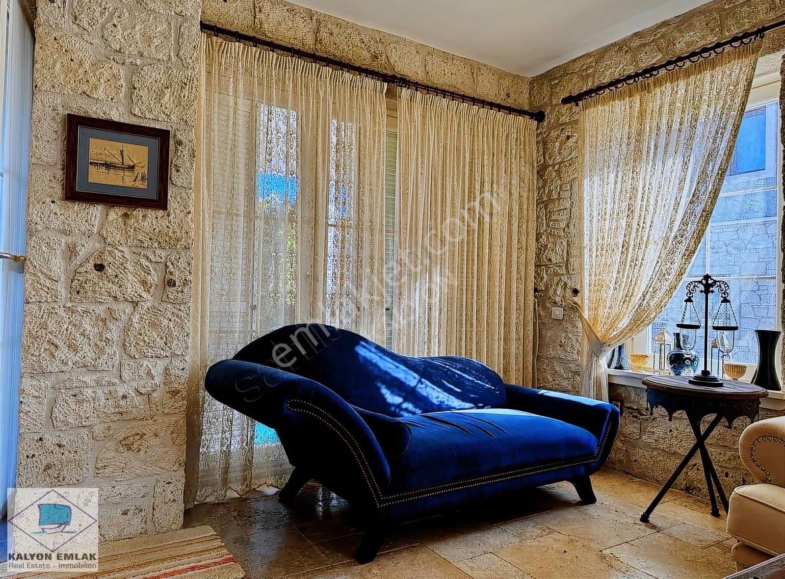 Kalyon'dan Alaçatı Köy İçi - Hacımemiş'te Müstakil Havuzlu Villa - Görsel 4