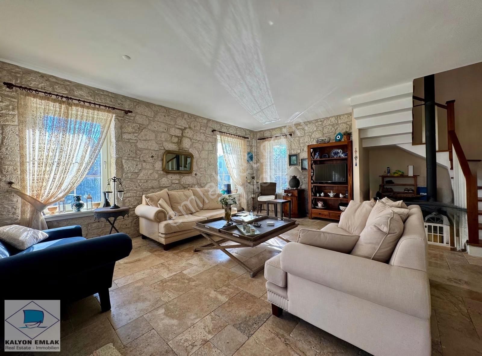 Kalyon'dan Alaçatı Köy İçi - Hacımemiş'te Müstakil Havuzlu Villa - Görsel 27