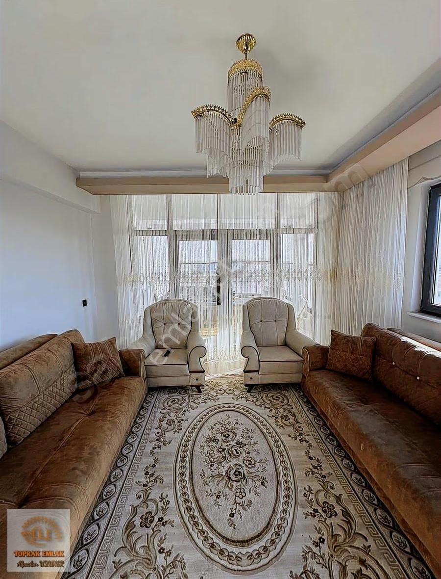 İstiklal Mahallesinde Satılık 3+1 Geniş Ve Konforlu Daire - Görsel 14