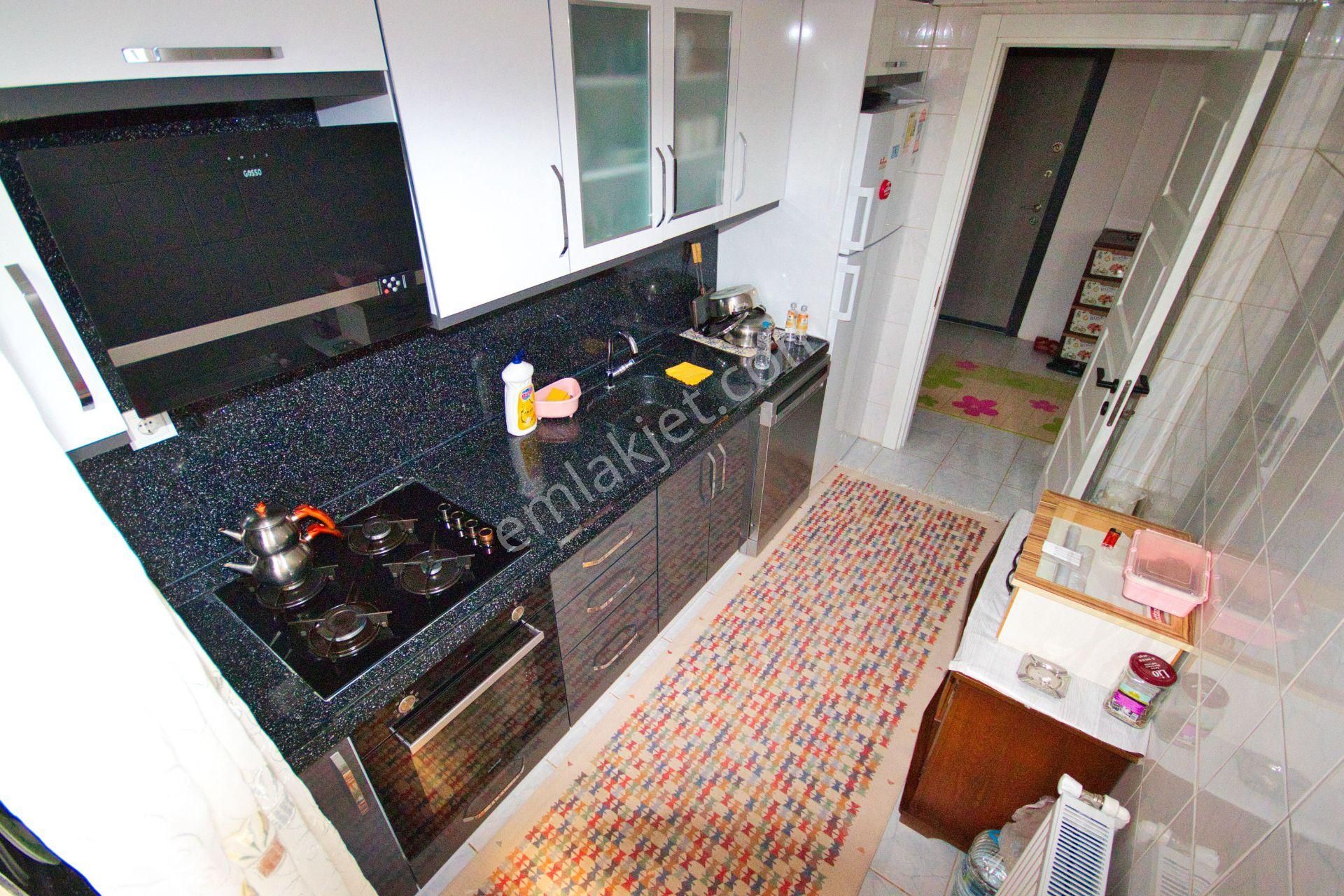 🛑🛑aktif'ten Akçay'da Satılık Denize 450mt Arakat Ön Cephe Masrafsız 2+1 Daire