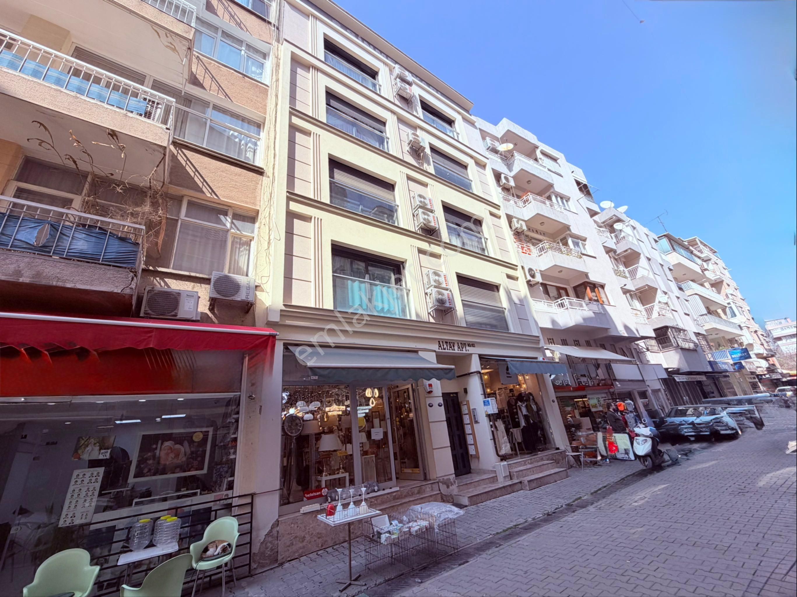 Karşıyaka Çarşı Ve İzban Yakınında 1+1 Satılık Daire (yeni Bina)