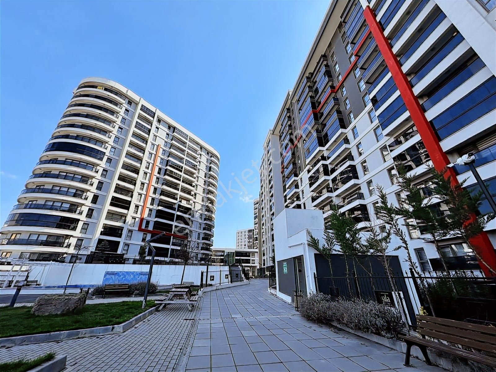 Redstone Castle Gala Batıkent E Tipi Eşyalı Satılık 1+1 - Görsel 28