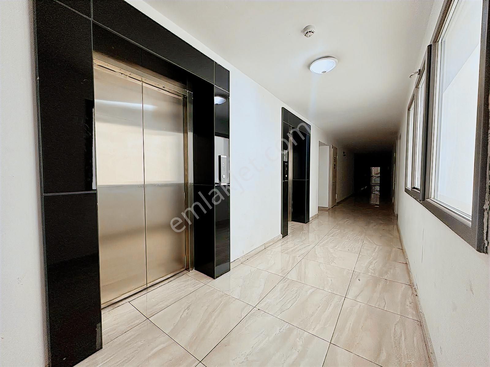 Redstone Castle Gala Batıkent E Tipi Eşyalı Satılık 1+1 - Görsel 3