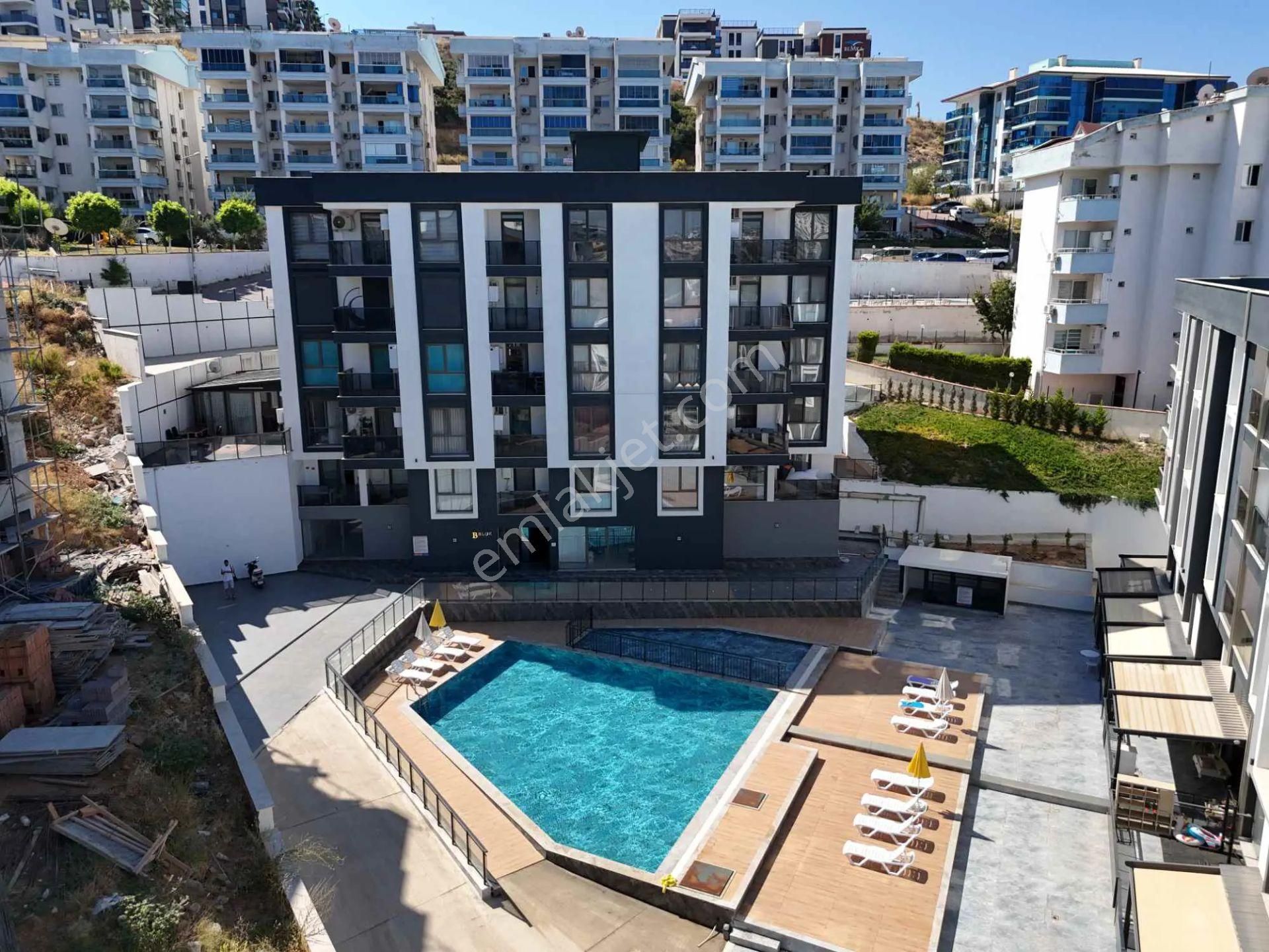 Değirmendere Bemka Paradise'ta Havuzlu Güvenlikli Sitede 1+1 - Görsel 4