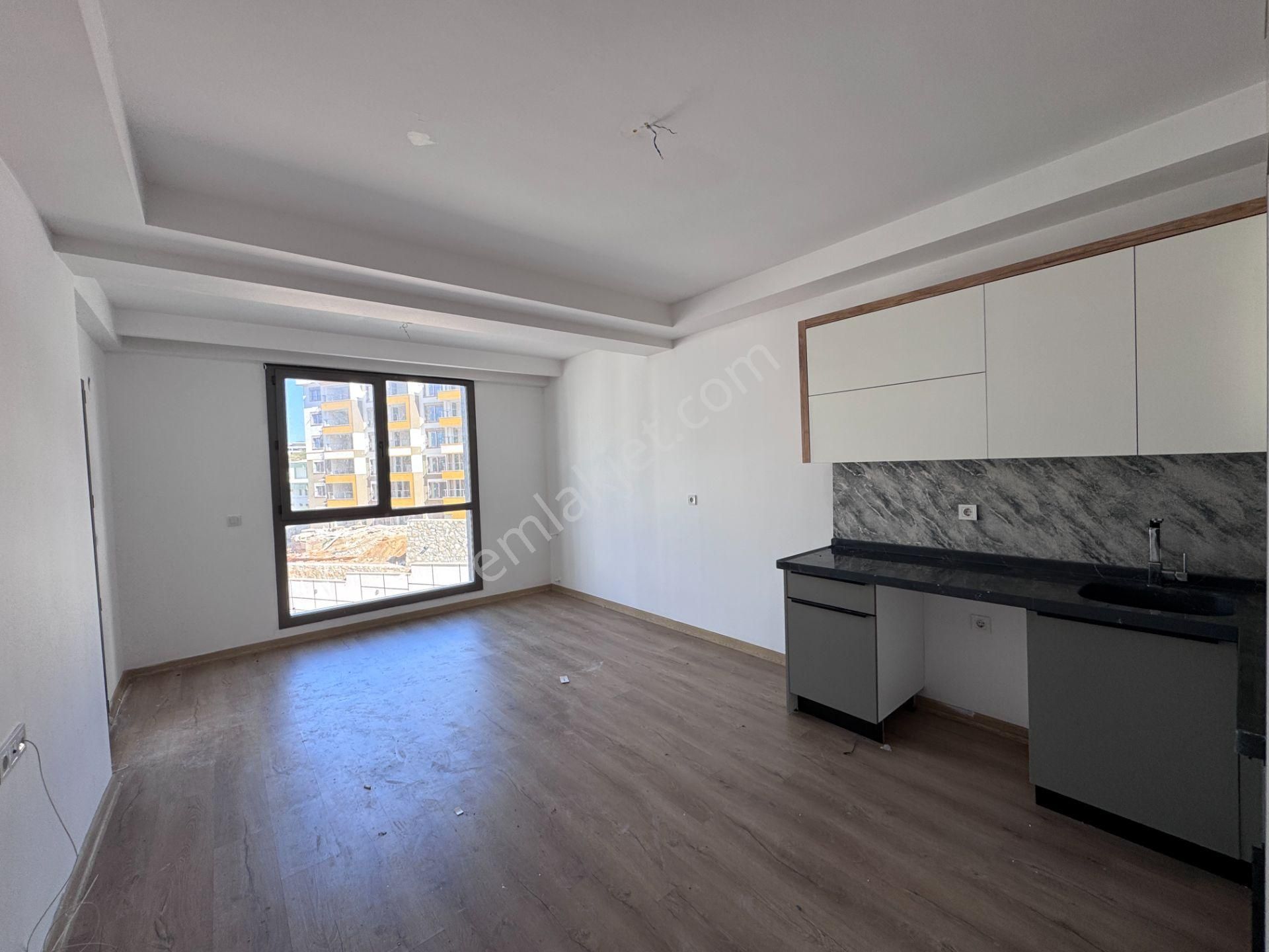 Değirmendere Bemka Paradise'ta Havuzlu Güvenlikli Sitede 1+1 - Görsel 9