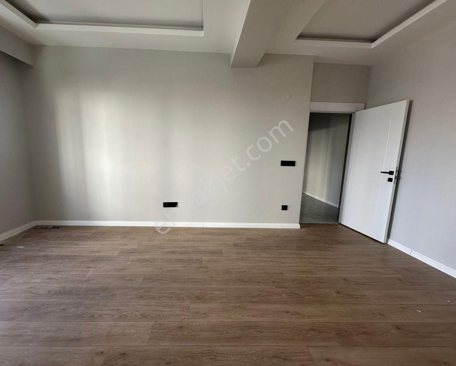 Kartal Metroya Yürüme İskanlı 2+1 Balkonlu - Yüksek Giriş Lüks Daire - Görsel 6