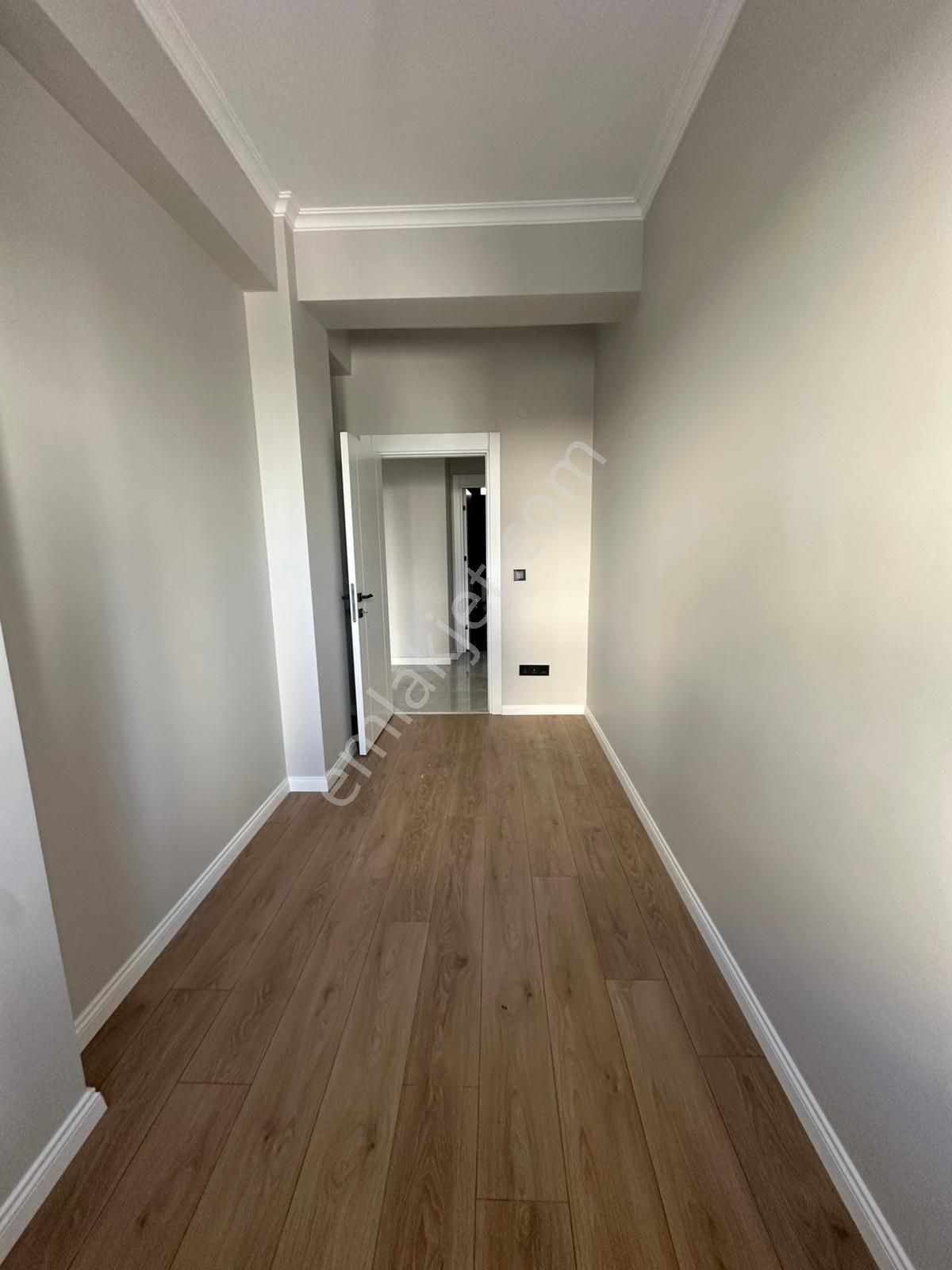 Kartal Metroya Yürüme İskanlı 2+1 Balkonlu - Yüksek Giriş Lüks Daire - Görsel 12