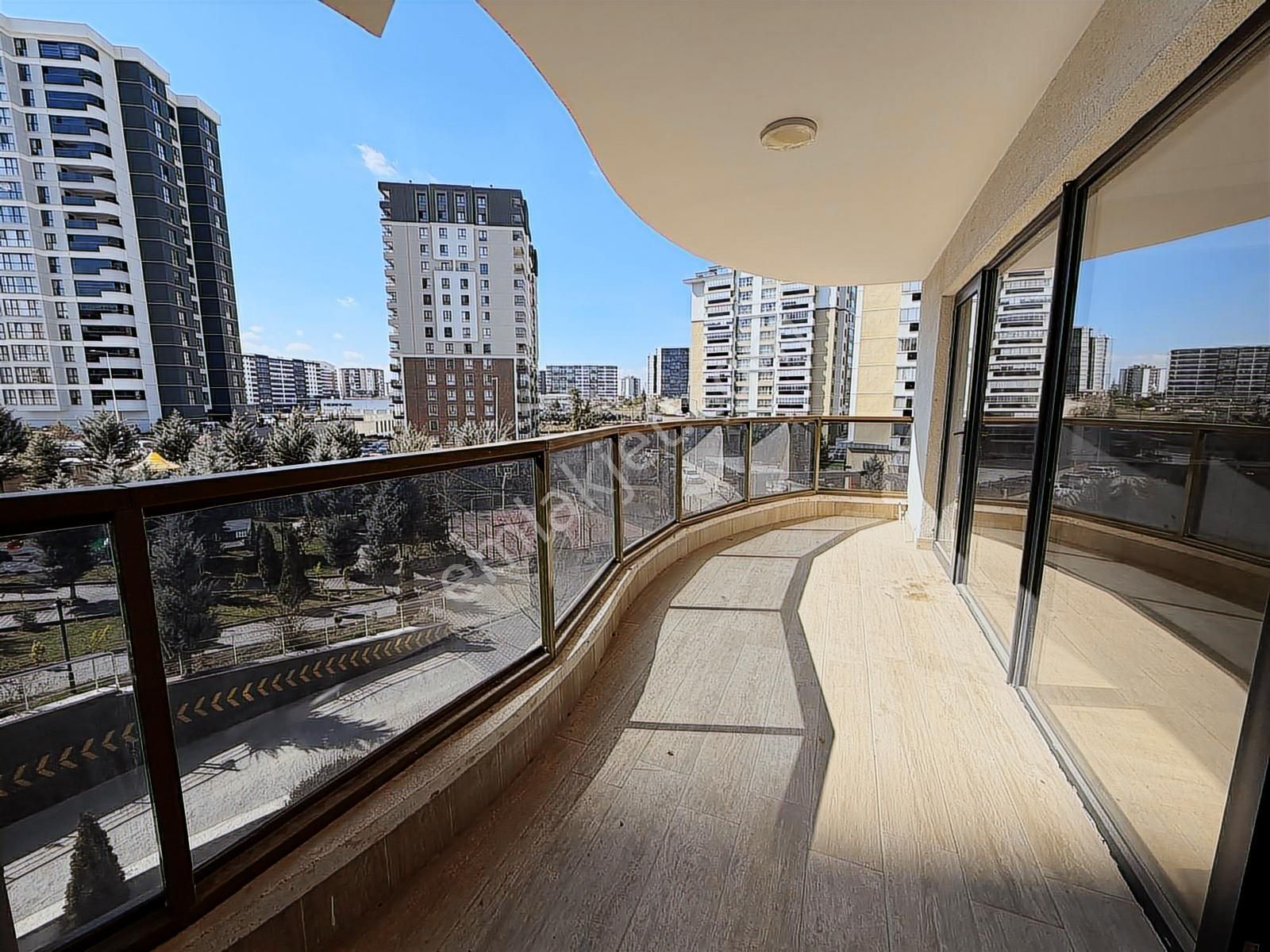 Cumhuriyet Mah Metro Güzerhahı Full Donatılı Sitede 2+1 Kiralık - Görsel 22