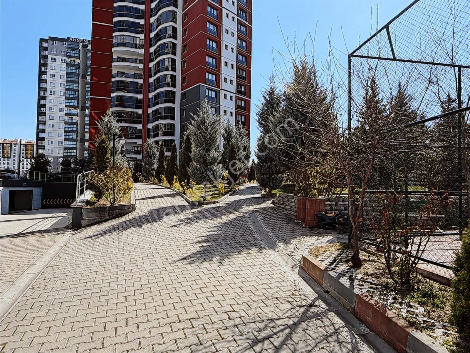 Cumhuriyet Mah Metro Güzerhahı Full Donatılı Sitede 2+1 Kiralık - Görsel 14