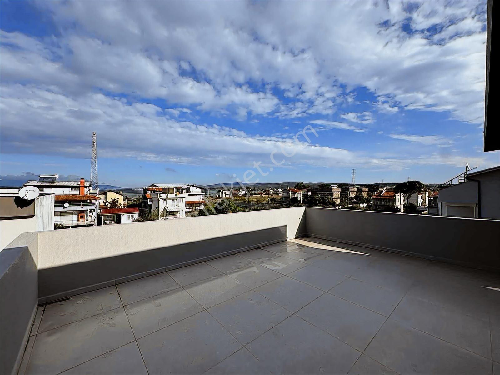 Urla İçmelerde Satılık Lüks Tripleks Villa | Denize 150 Metre - Görsel 6