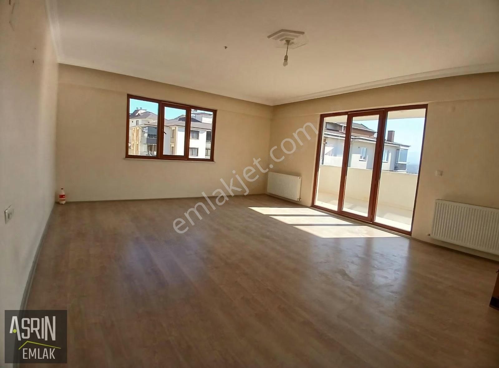 Site İçi 3+1 Ara Kat Asansörlü Geniş Daire - Görsel 3