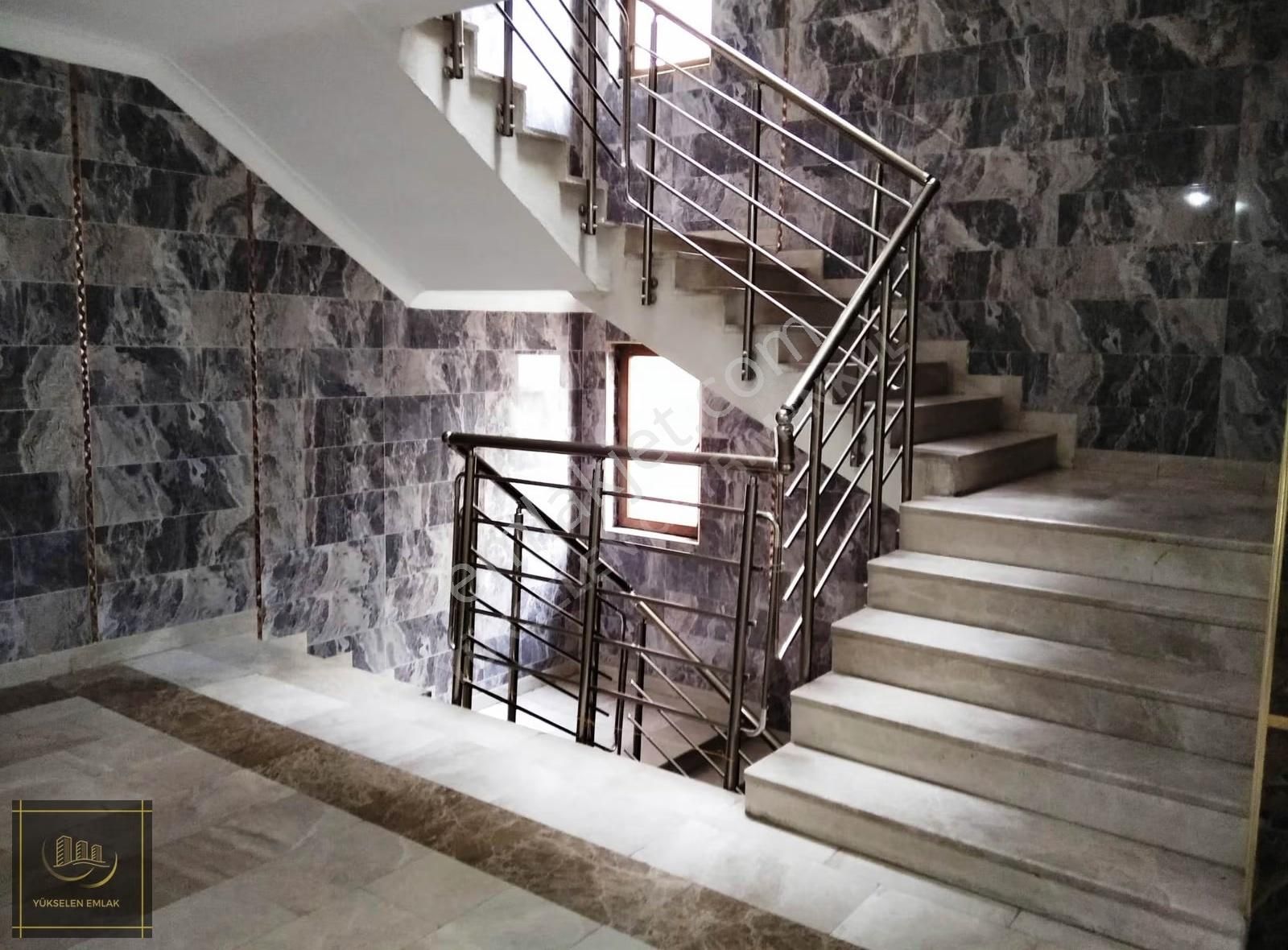 Caddeye Yakın Katta Manzaralı 3+1 - Görsel 4