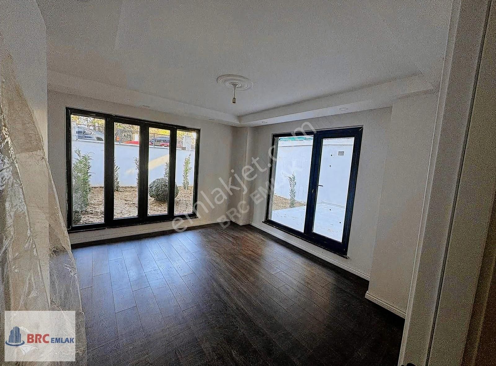 Florya Metrobüse Yakın, Bahçe Katı 2+1 Sıfır Daire - Görsel 30