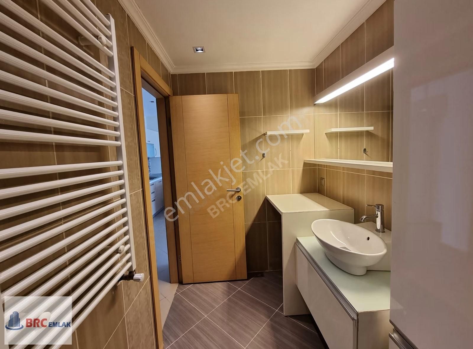 Halkalı Divan Residence Deniz Göl Manzaral Tadilatlı Bakımlı 1+1 - Görsel 15