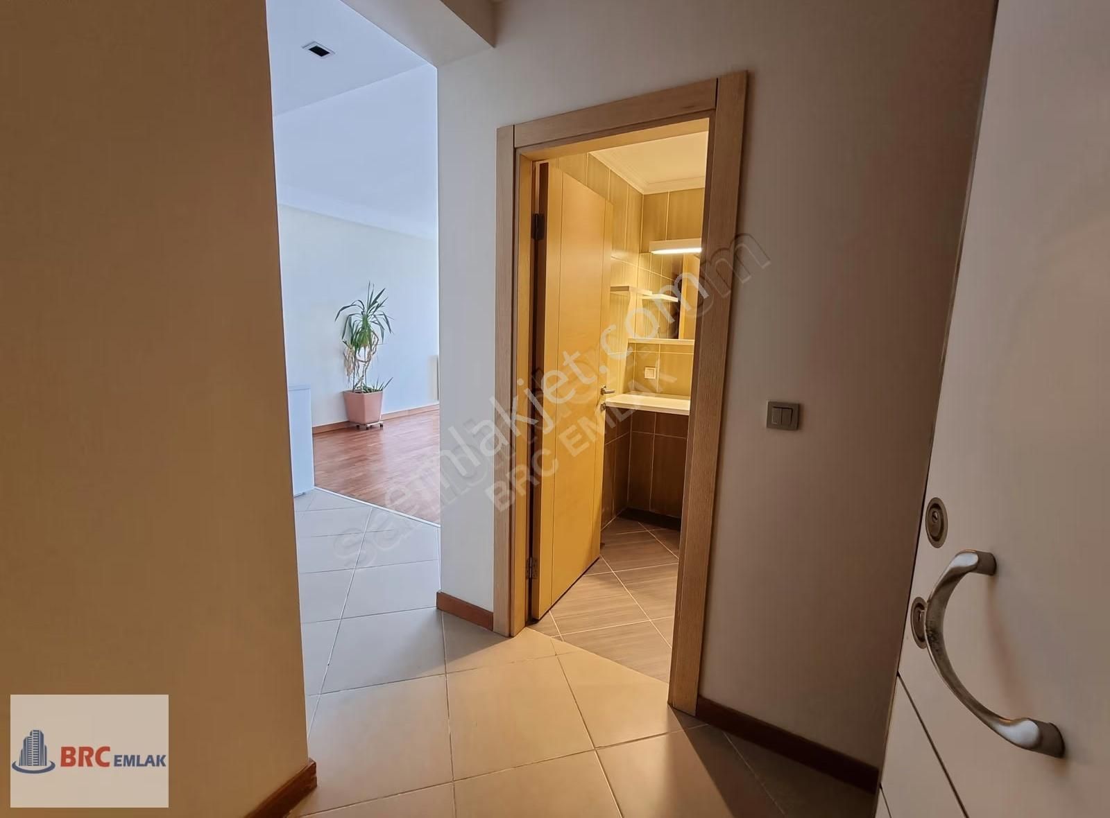 Halkalı Divan Residence Deniz Göl Manzaral Tadilatlı Bakımlı 1+1 - Görsel 6