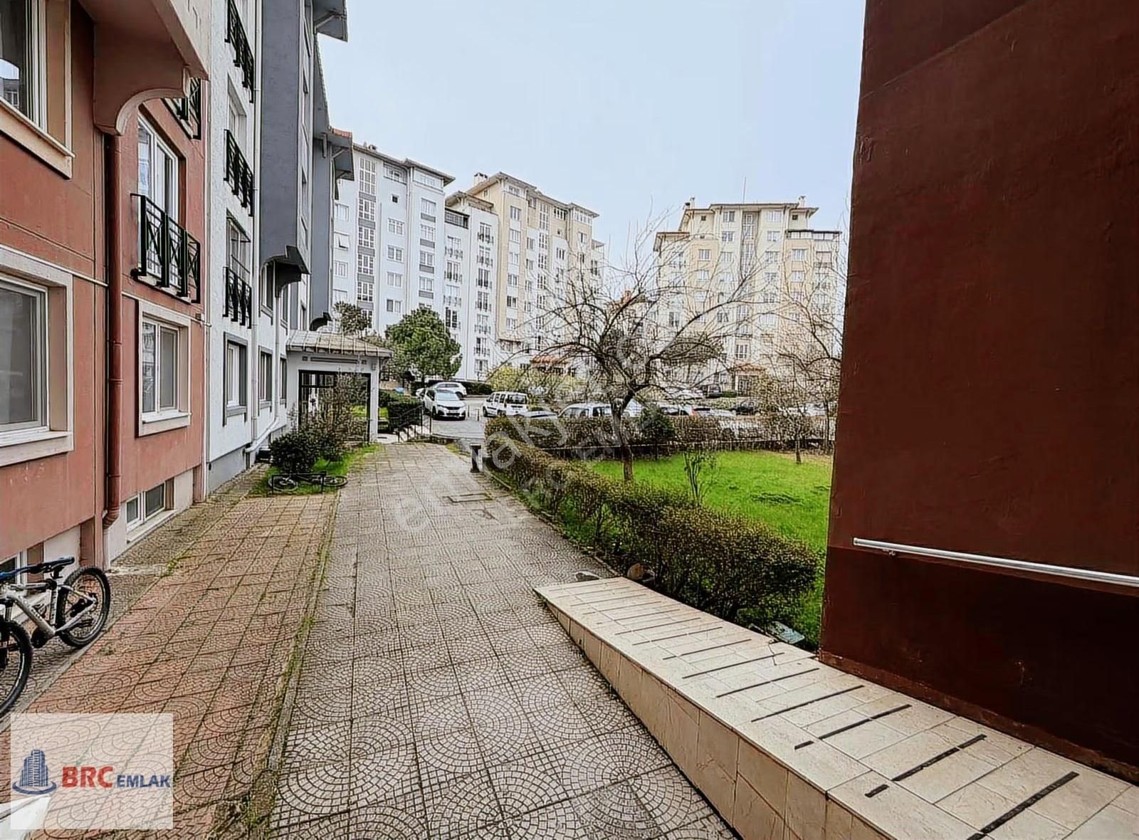 Büyükçekmece'de Satılık 3+1 Daire: Sahile Yakın, Site İçinde - Görsel 19