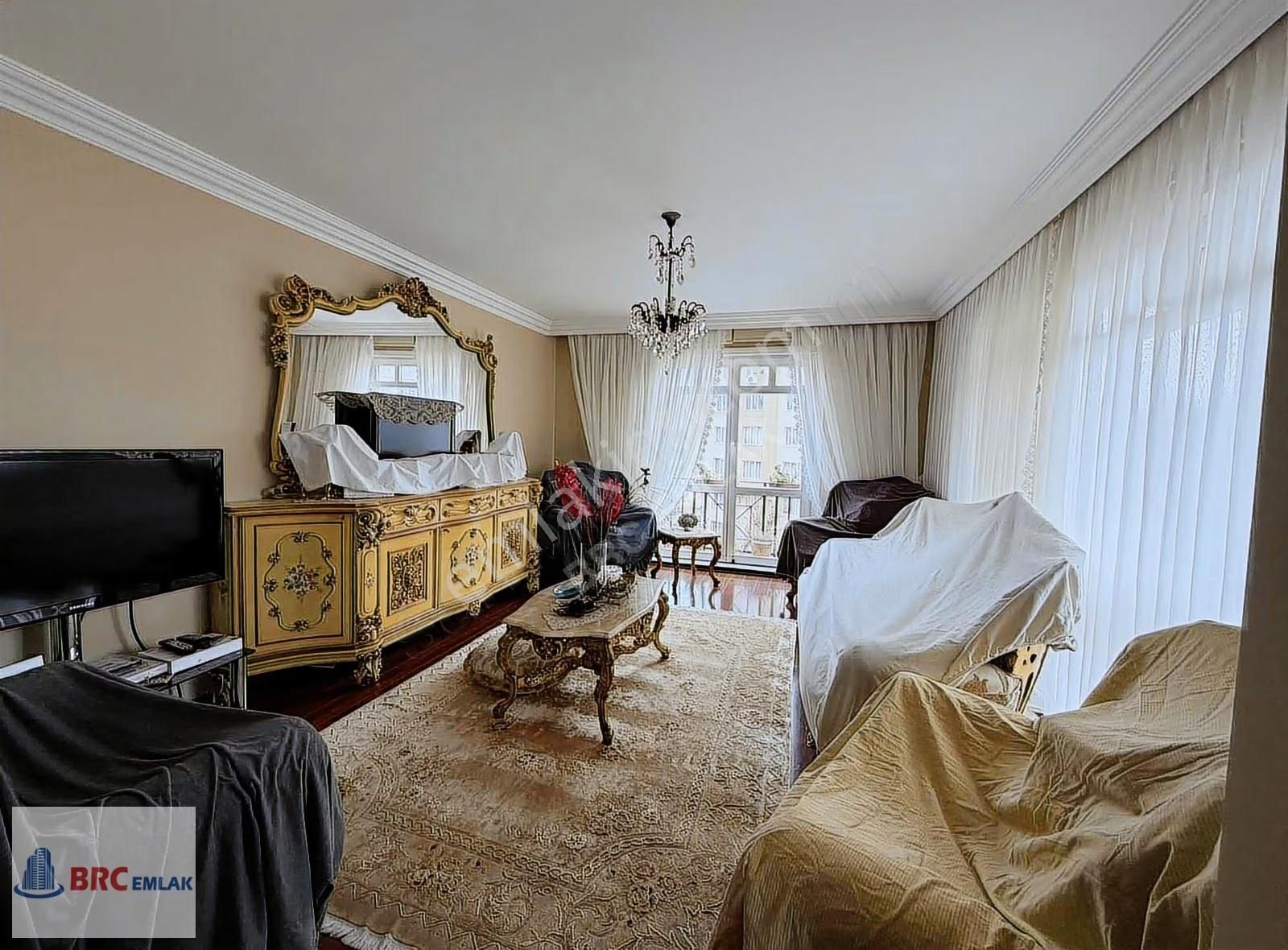Büyükçekmece'de Satılık 3+1 Daire: Sahile Yakın, Site İçinde - Görsel 30