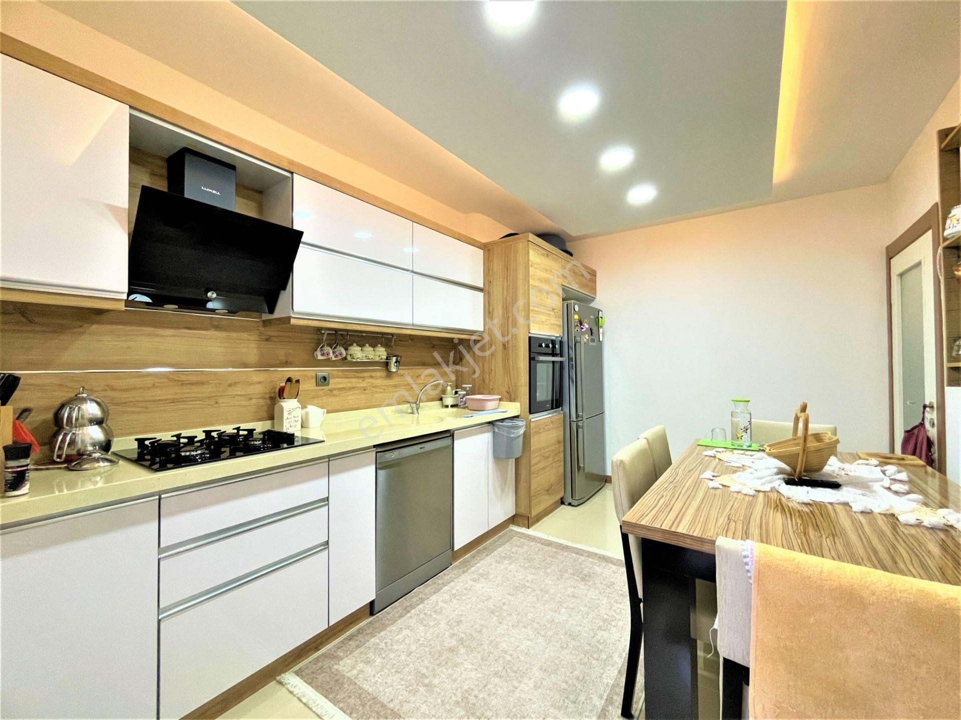 Sadece Aktif'ten Akçay'da Satılık En Gözde Konforlu Yüksek Kredili Geniş 2+1 Dairesi - Görsel 11