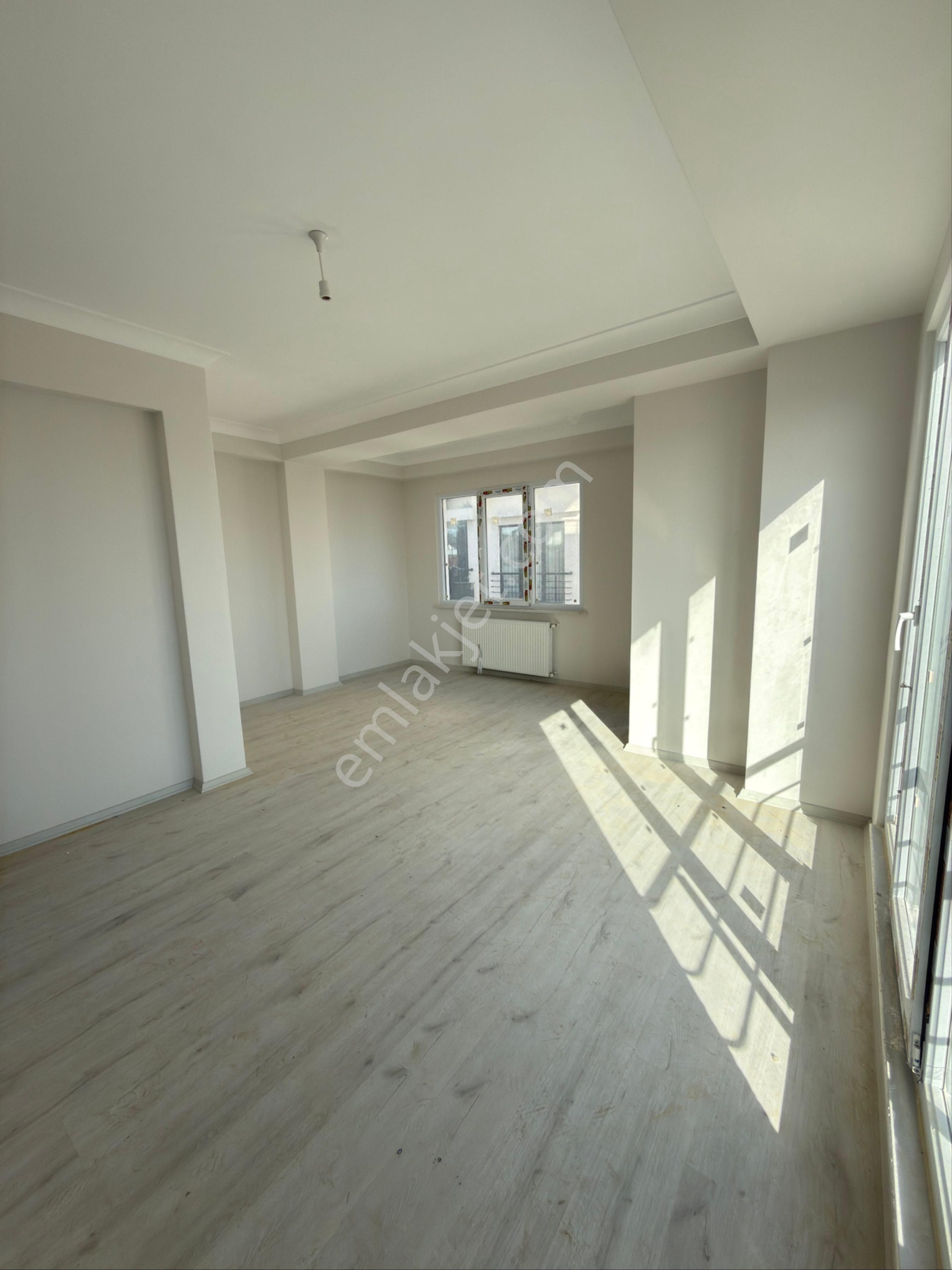 2+1 Ulaşımı Kolay Güney Cephe Daire - Görsel 5