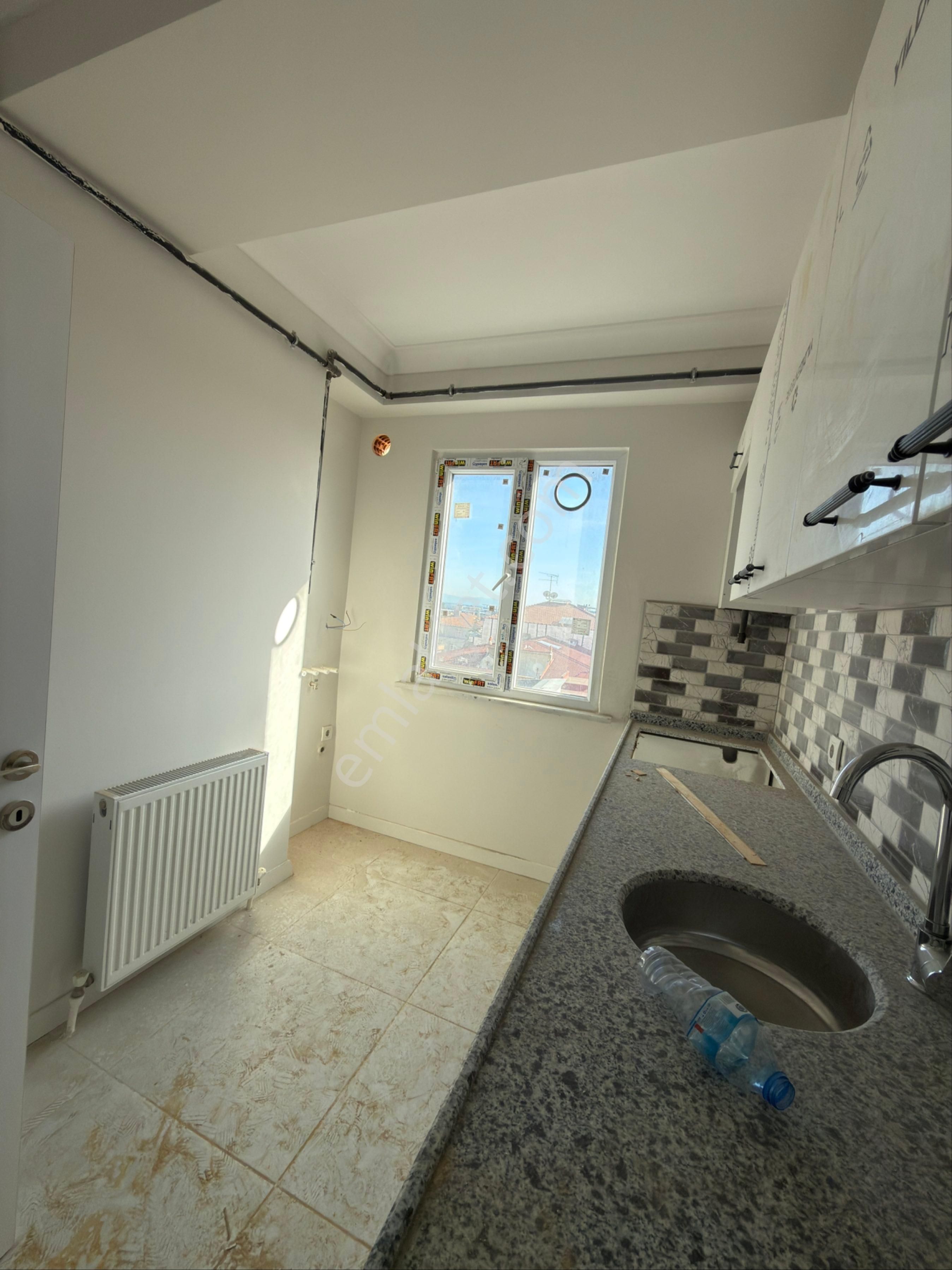 2+1 Ulaşımı Kolay Güney Cephe Daire - Görsel 10