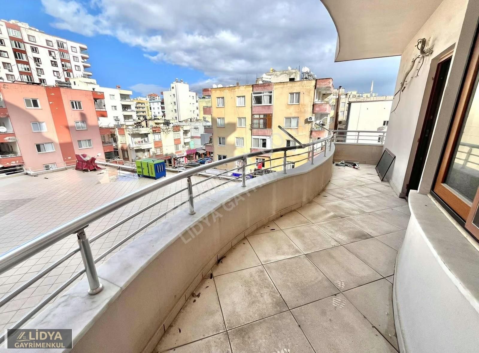 Erdemli Merkezde Geniş 4+1 Kiralık Ofis İşyeri - Görsel 3