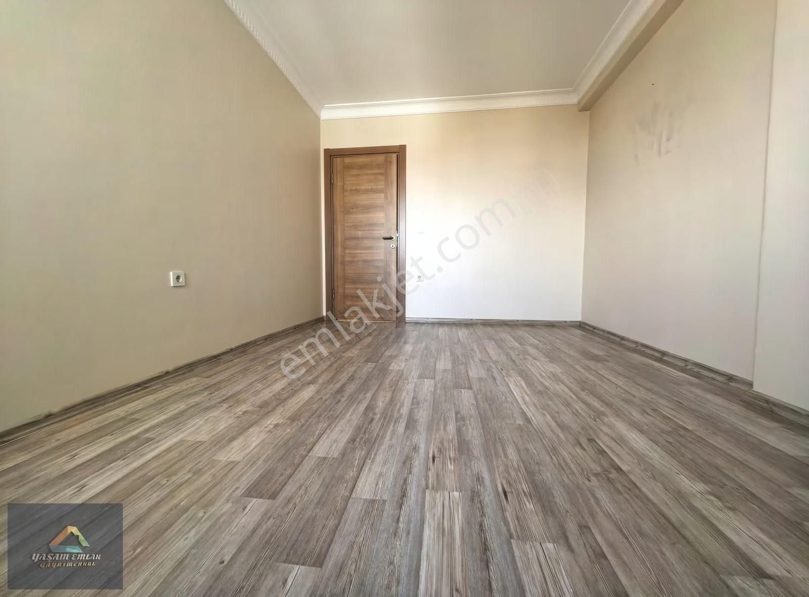 Yaşam Emlak'tan Aydos Sitesinde 2+1 E.banyolu Lüks Daire - Görsel 14