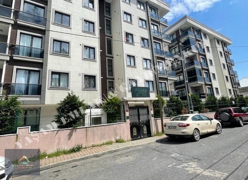 Yaşam Emlak'tan Aydos Sitesinde 2+1 E.banyolu Lüks Daire