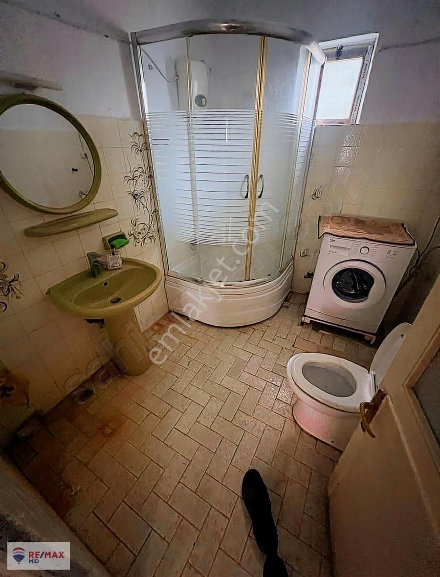 Remax Mıd'den Erdek Tatlısu'da Denız Manzaralı Trıplex Yazlık