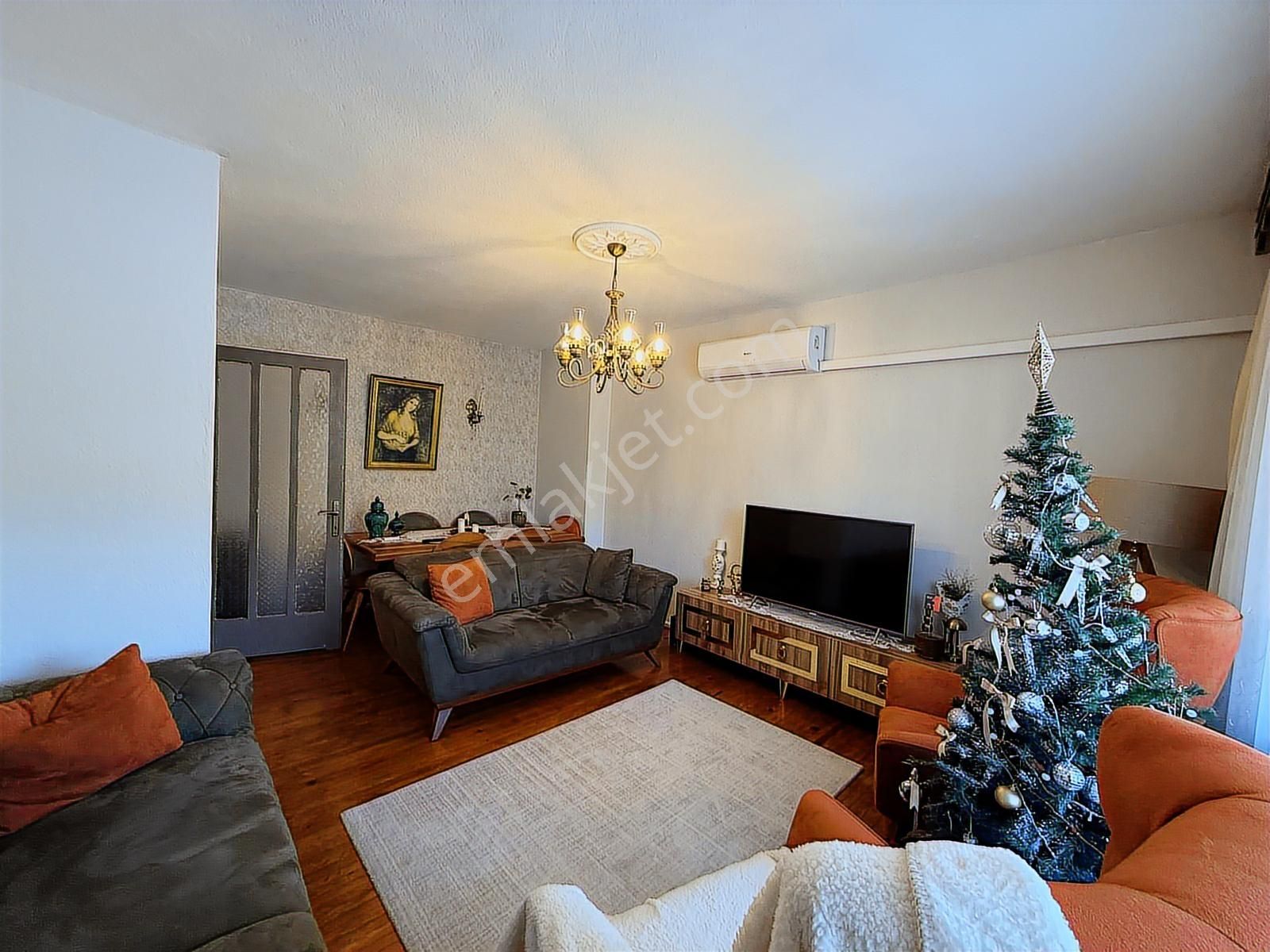 Mega Emlaktan 3+1 Fatih Mahallesinde Cadde Üzeri Masrafsız Daire - Görsel 4