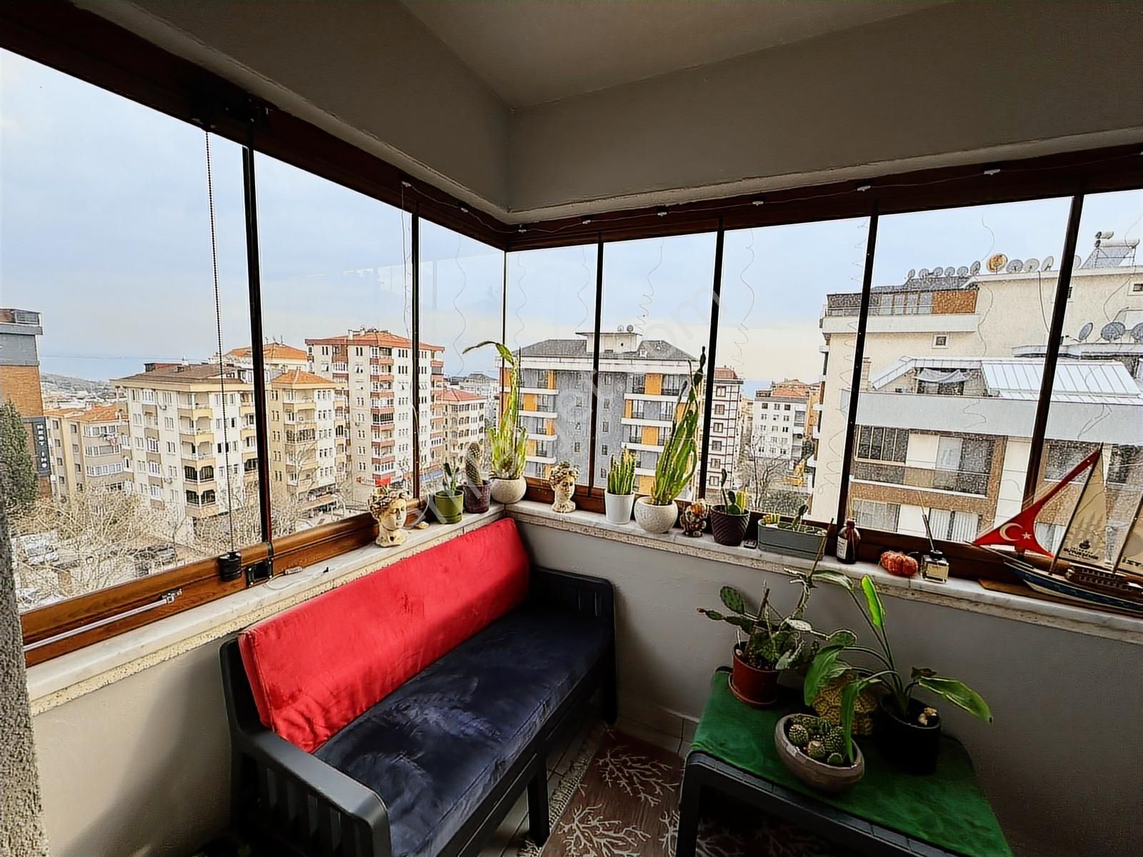 Petrol İş Mah'de Geniş İçi Yapılı Satılık 3+1 Daire - Görsel 26
