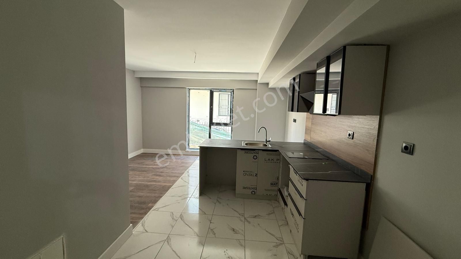 Cevizlidere Taurus Avm 5 Dk Mesafede Giriş Kat 2+1 Satılık Daire - Görsel 3