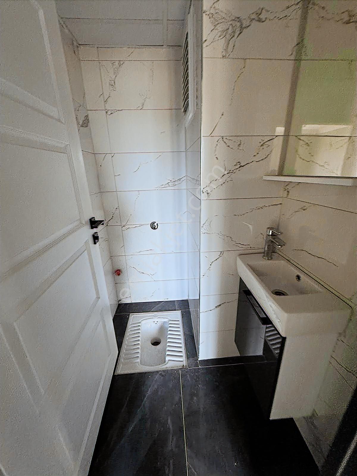 Mega Emlaktan Atatürk Mahallesin Kiralık 2+1 Kapalı Mutfak Daire - Görsel 9