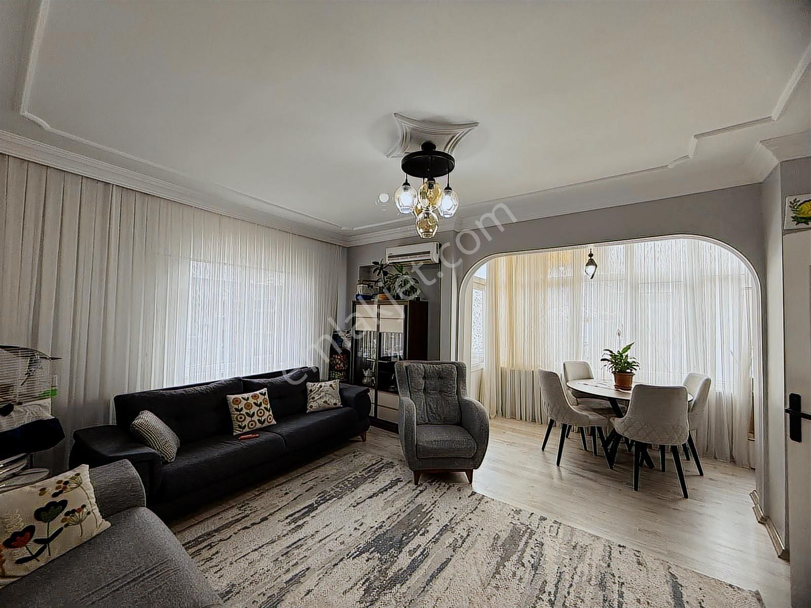 Gaziosmanpaşa Meydana Yürüme Mesafesinde 2+1 Masrafsız Daire