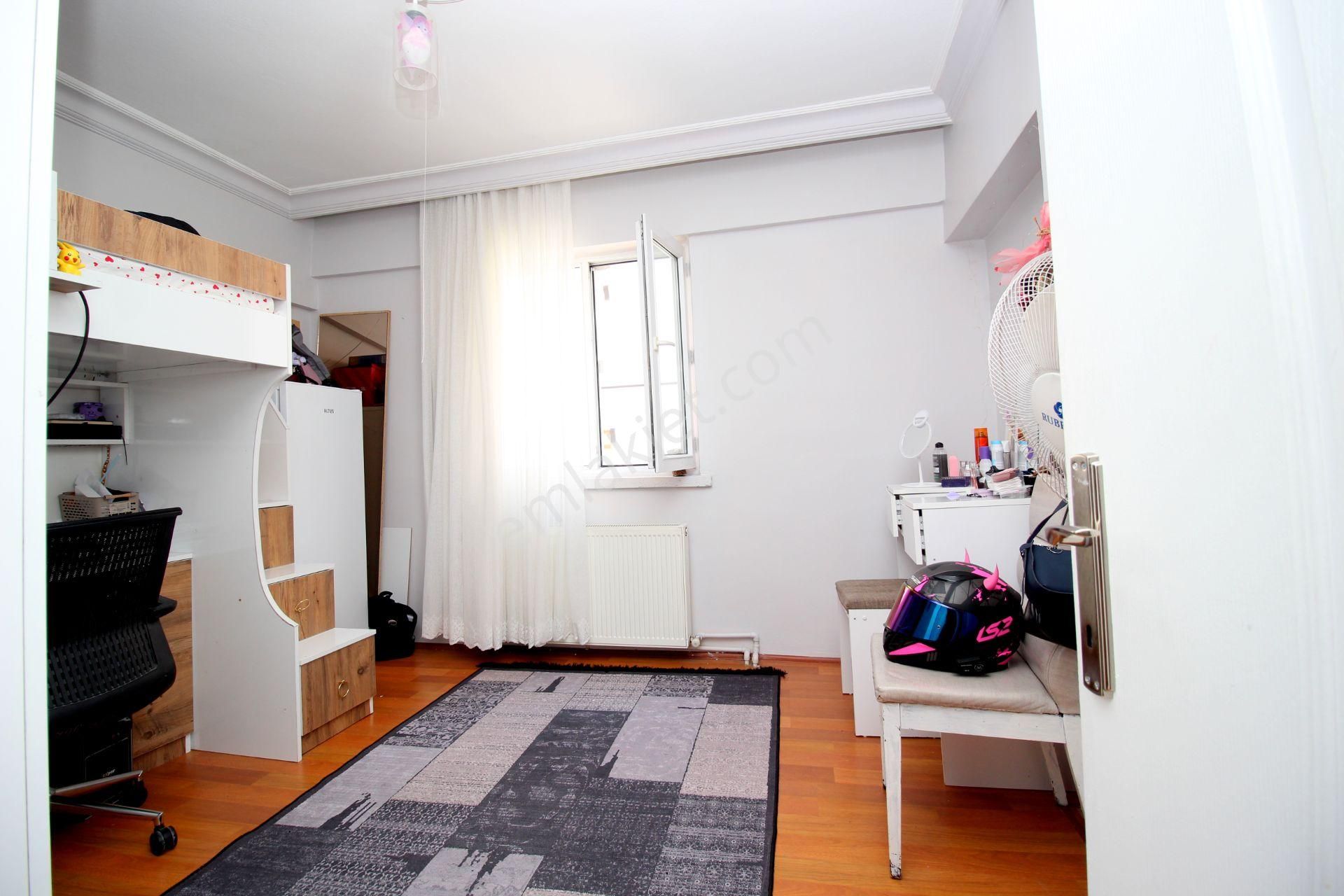 Emre Emlak'tan Piyade'de Merkezi Konumda Arakat Uygun Fiyatlı 3+1 Satılık Daire - Görsel 11