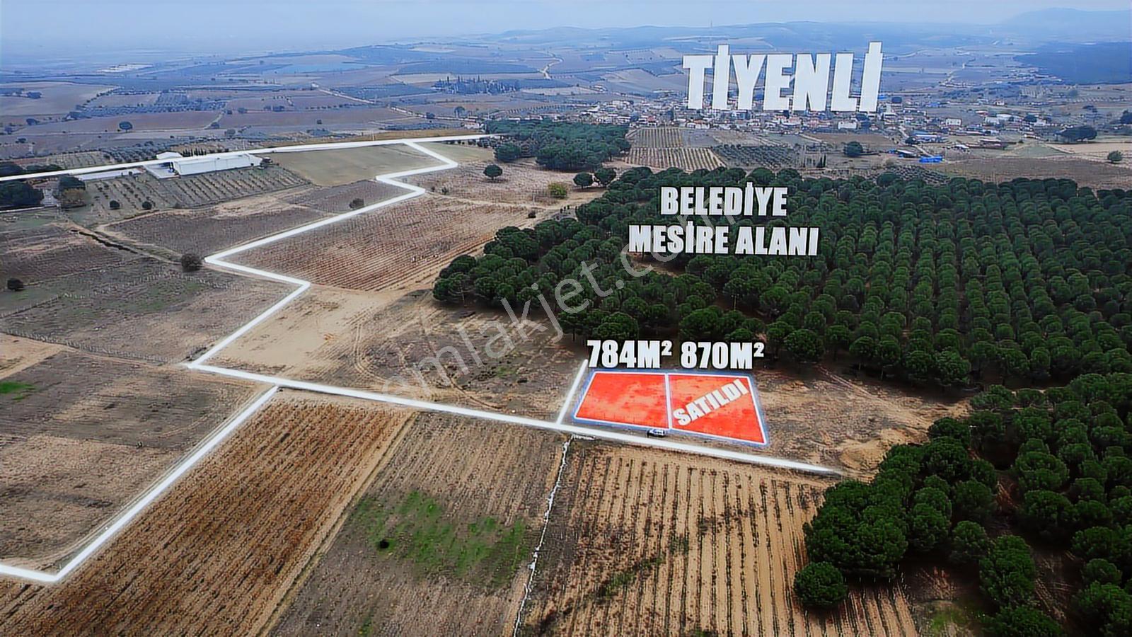 Manisa Akhısar 784 M2 Resmi Yolu Olan Vılla İmarlı Fırsat Arazi