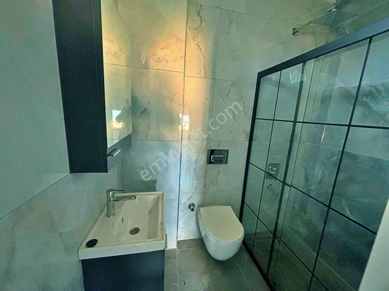 Uytundan Pelitköy'de Panoramik Full Deniz Manzaralı 4+2 Villa - Görsel 17
