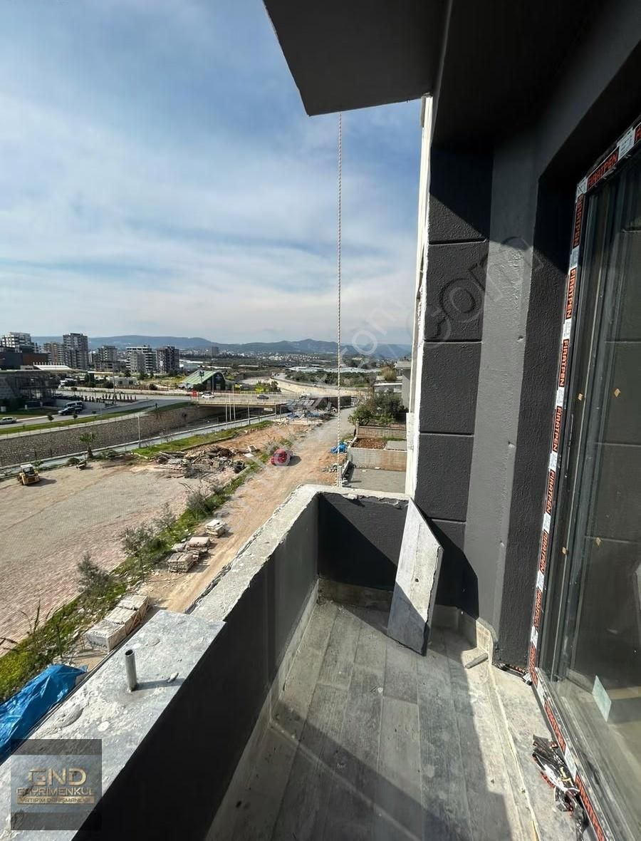 Gnd'den Mezitli Kültür Merkezi Civ. Lüks Dağ Manz. 2+1 Satılık - Görsel 5