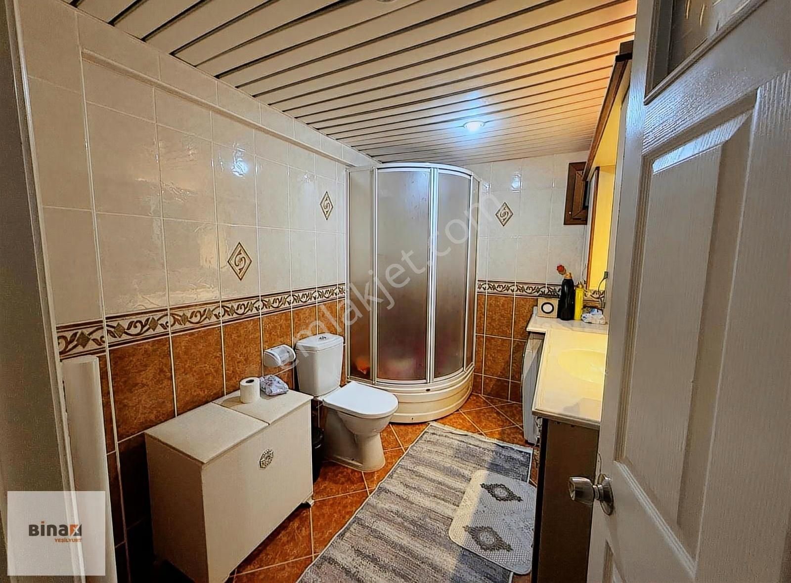 Cadde Üzeri Konumda!bozyaka Çevik Kuvvet Yanı Bakımlı Geniş 3+1 - Görsel 3