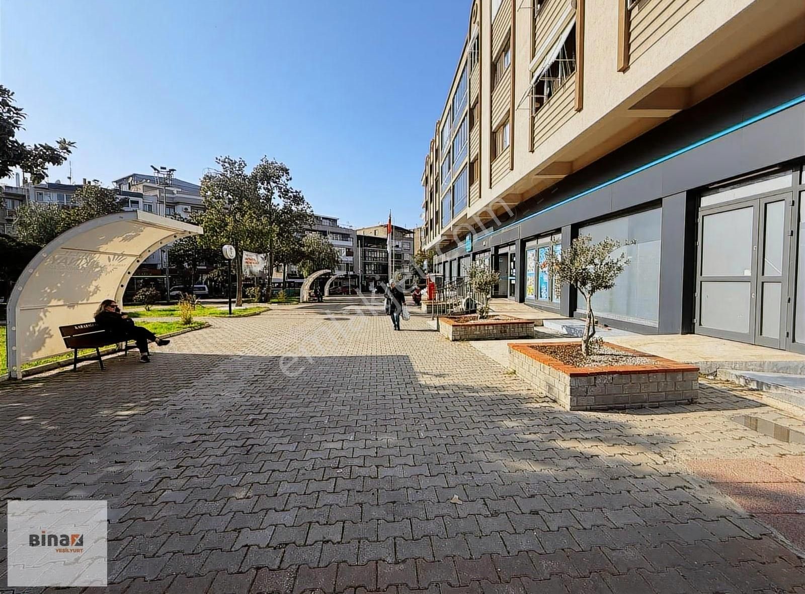 Cadde Üzeri Konumda!bozyaka Çevik Kuvvet Yanı Bakımlı Geniş 3+1 - Görsel 26