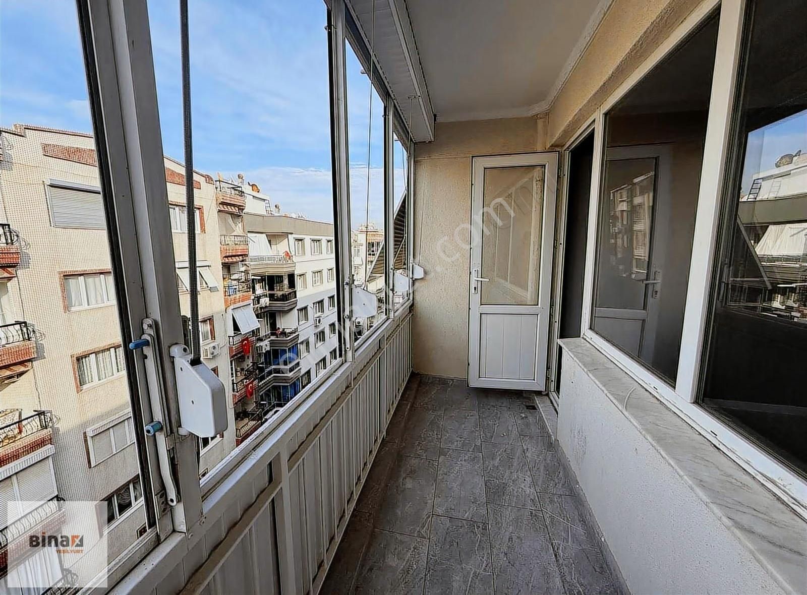Yeşilyurt Üzümcü Okulu'na Yürüme Mesafesinde Kiralık Daire - Görsel 16