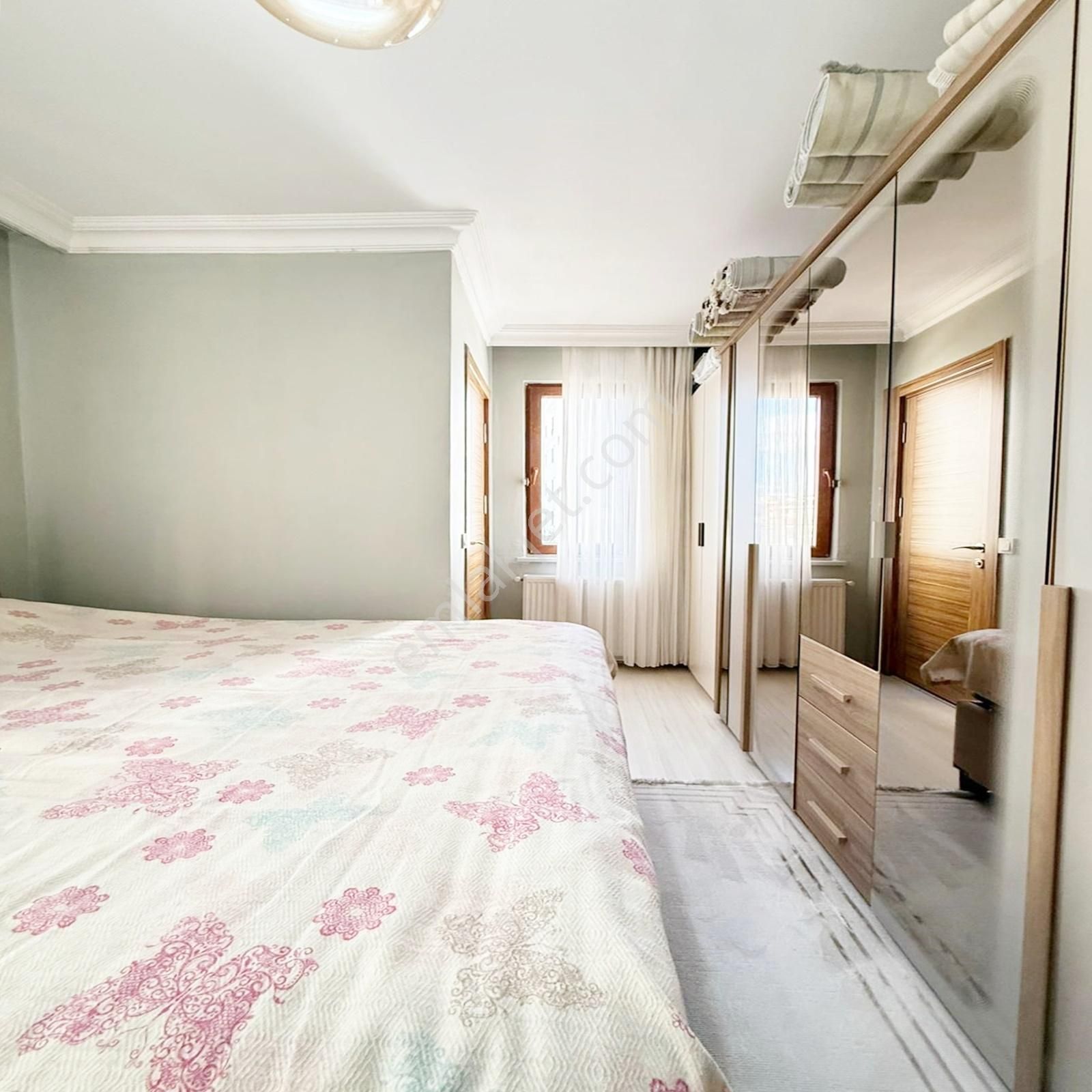 Çekmeköy Yapı Gayrimenkul'den Çift Balkonlu Geniş Daire!!! - Görsel 14