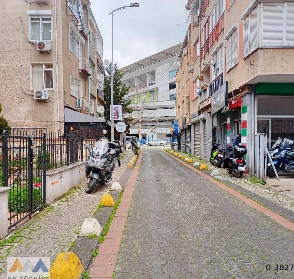 Stadın Karşı Sokağında, Boyalı Kiralık Daire ! - Görsel 14