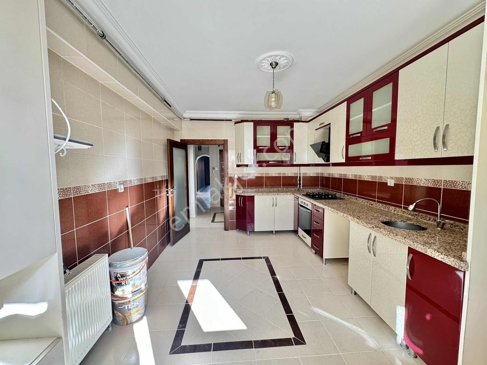 Karapürçek Mah. 3+1 Ara Kat 130m2 Kiralık Daire - Görsel 24