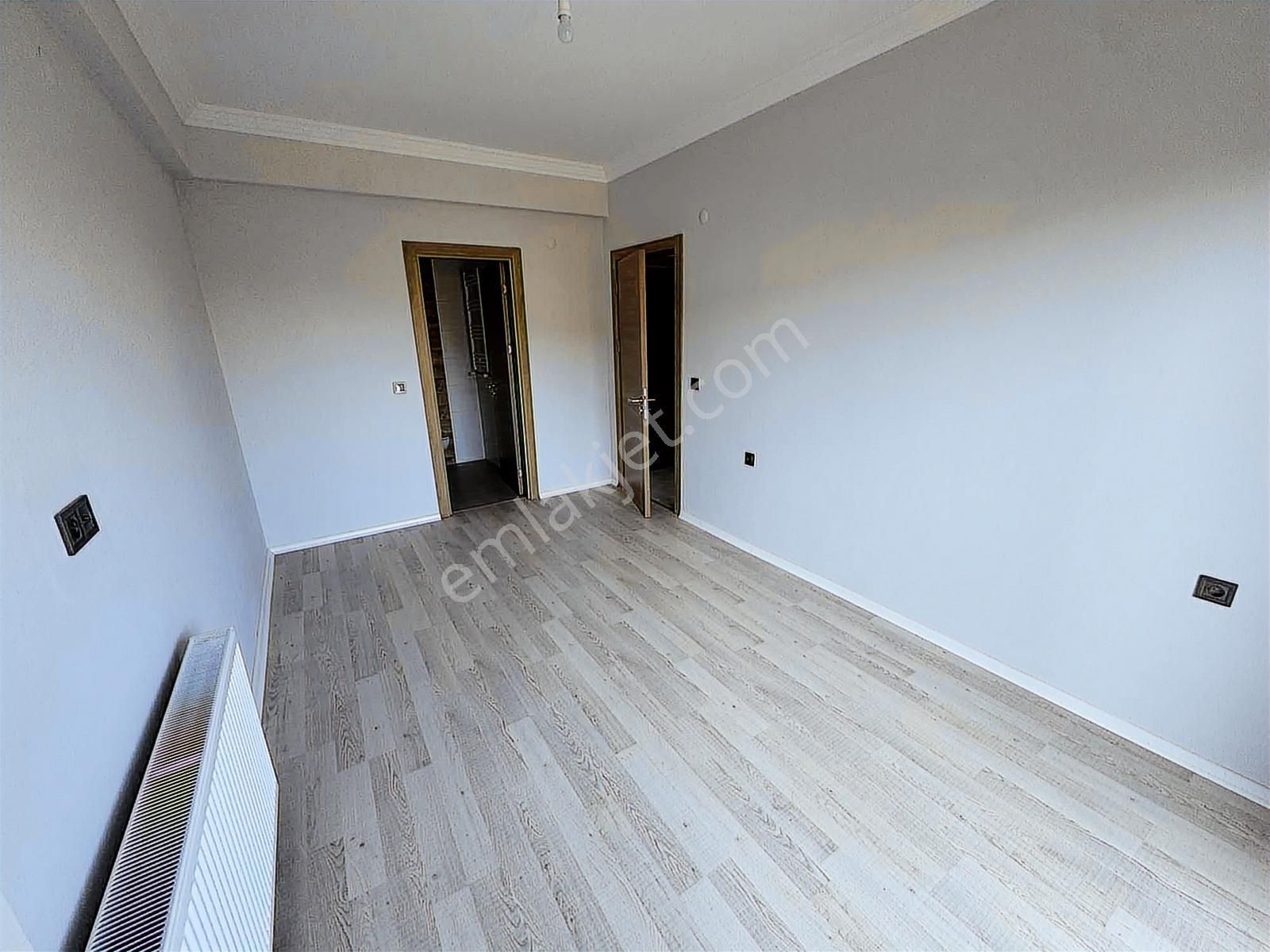 Torbalı Da İzban Yakını Havuzlu Sitede Kiralık 2+1 Daire - Görsel 6