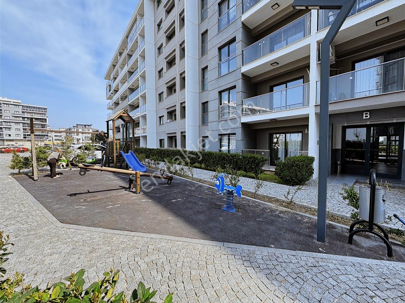 Torbalı Da İzban Yakını Havuzlu Sitede Kiralık 2+1 Daire - Görsel 12