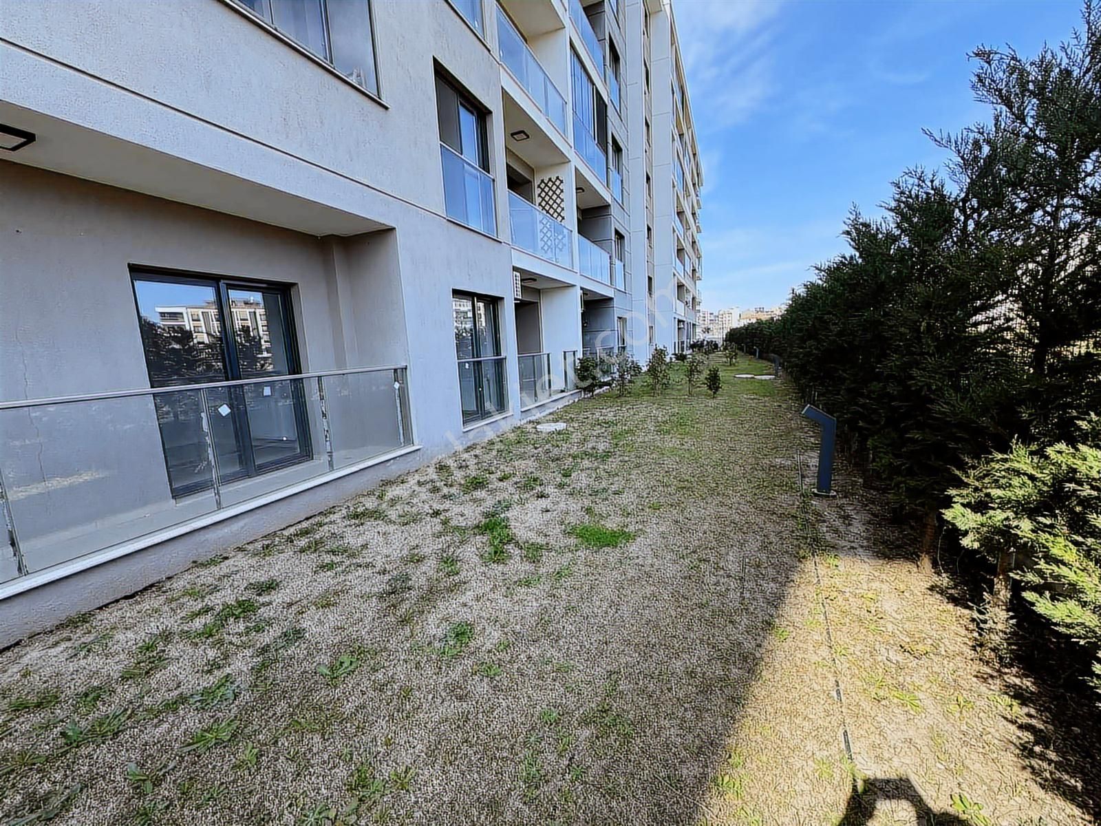 Torbalı Da İzban Yakını Havuzlu Sitede Kiralık 2+1 Daire - Görsel 16
