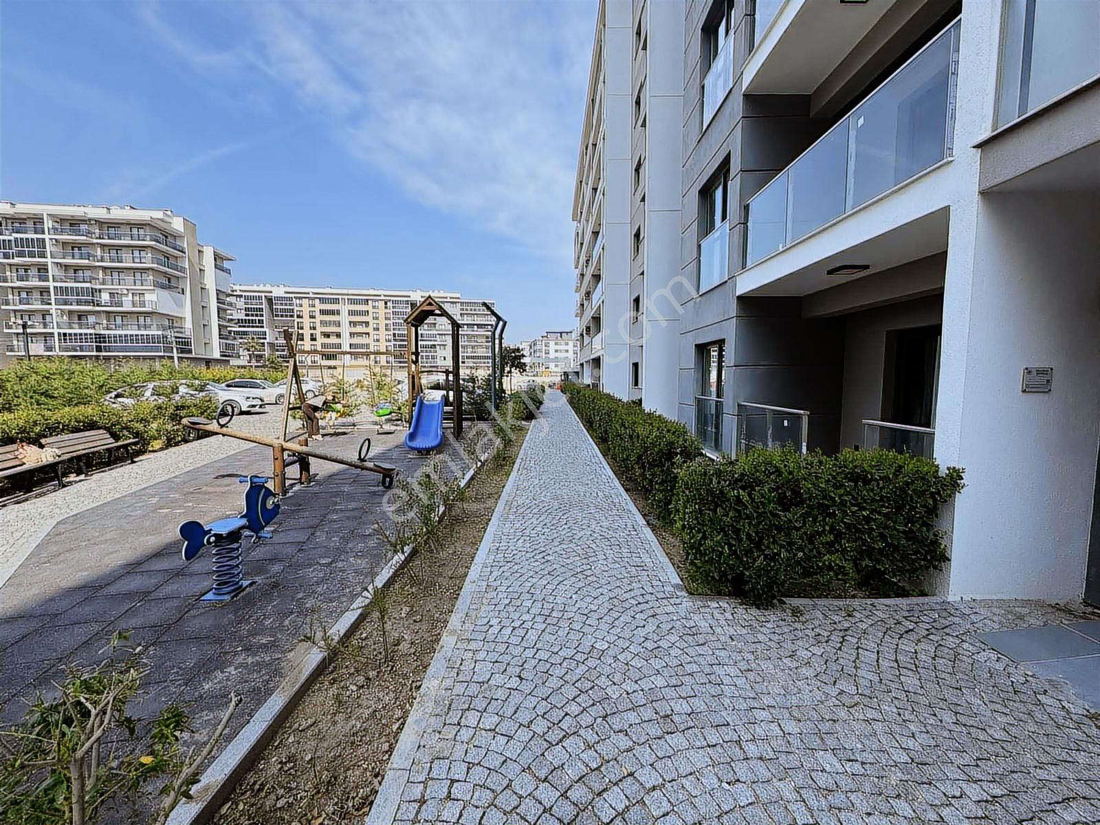 Torbalı Da İzban Yakını Havuzlu Sitede Kiralık 2+1 Daire - Görsel 5