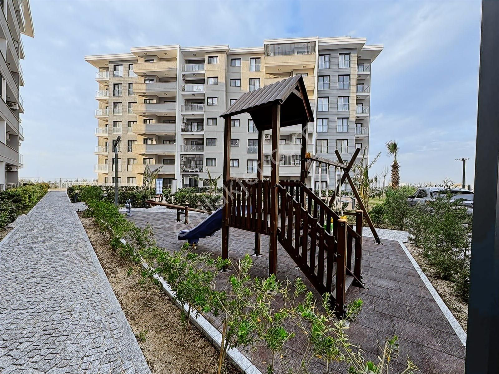 Torbalı Da İzban Yakını Havuzlu Sitede Kiralık 2+1 Daire - Görsel 21