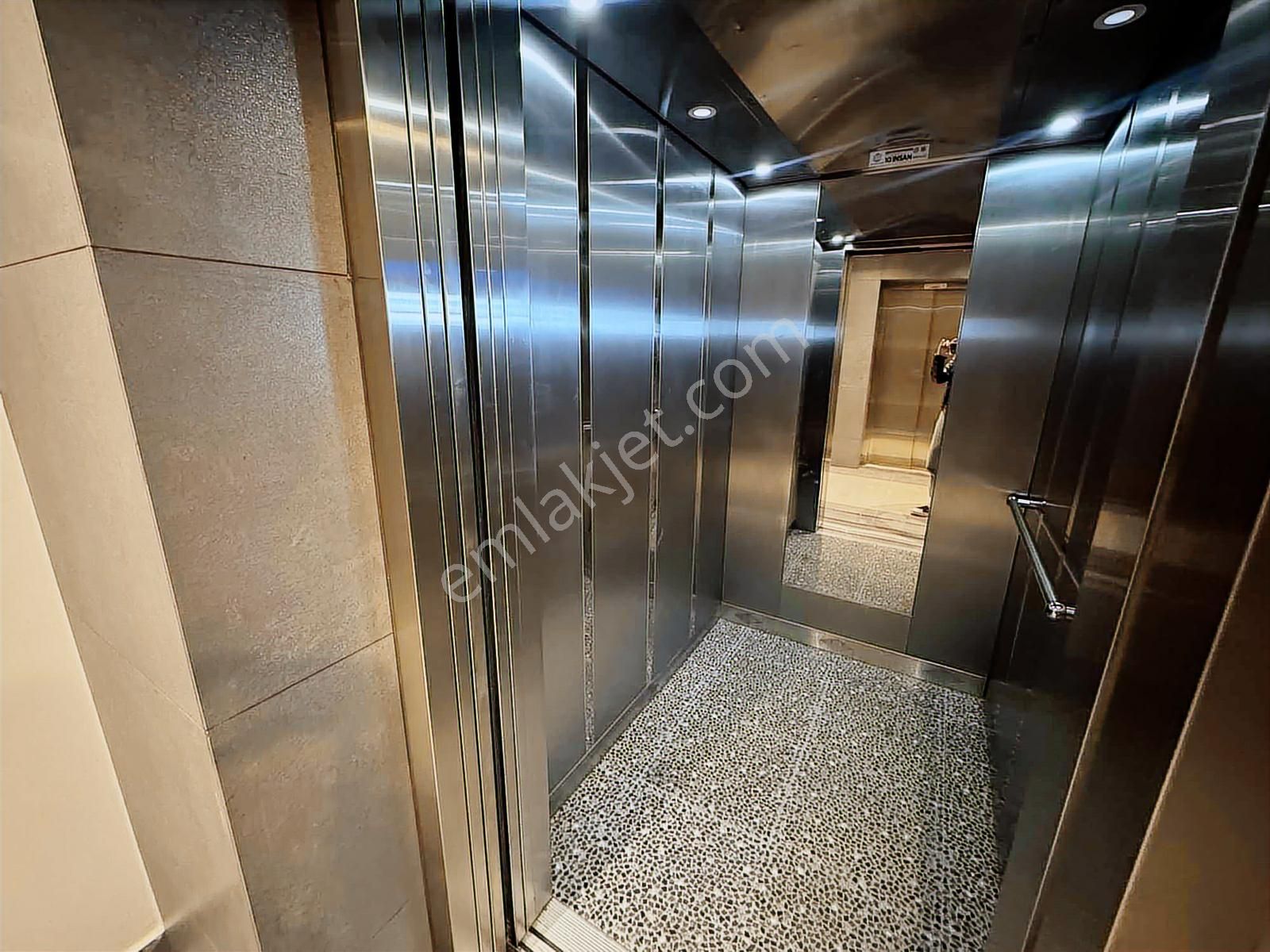 Torbalı Da İzban Yakını Havuzlu Sitede Kiralık 2+1 Daire - Görsel 30